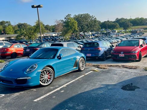 Used 2013 Porsche 911 Carrera 4S image 11