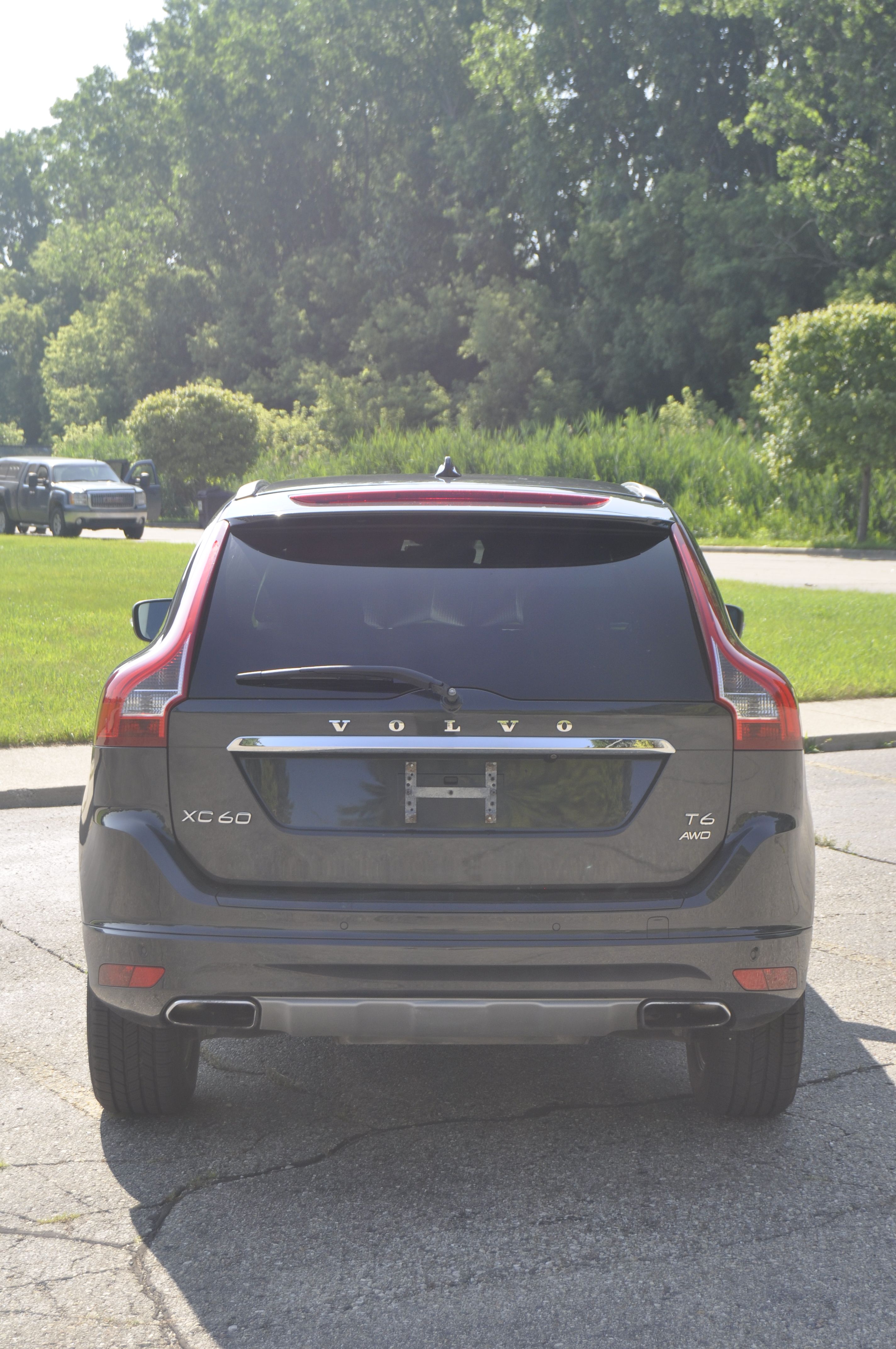 Used 2016 Volvo XC60 T6 w/ Climate Package AWD/4WD image 6