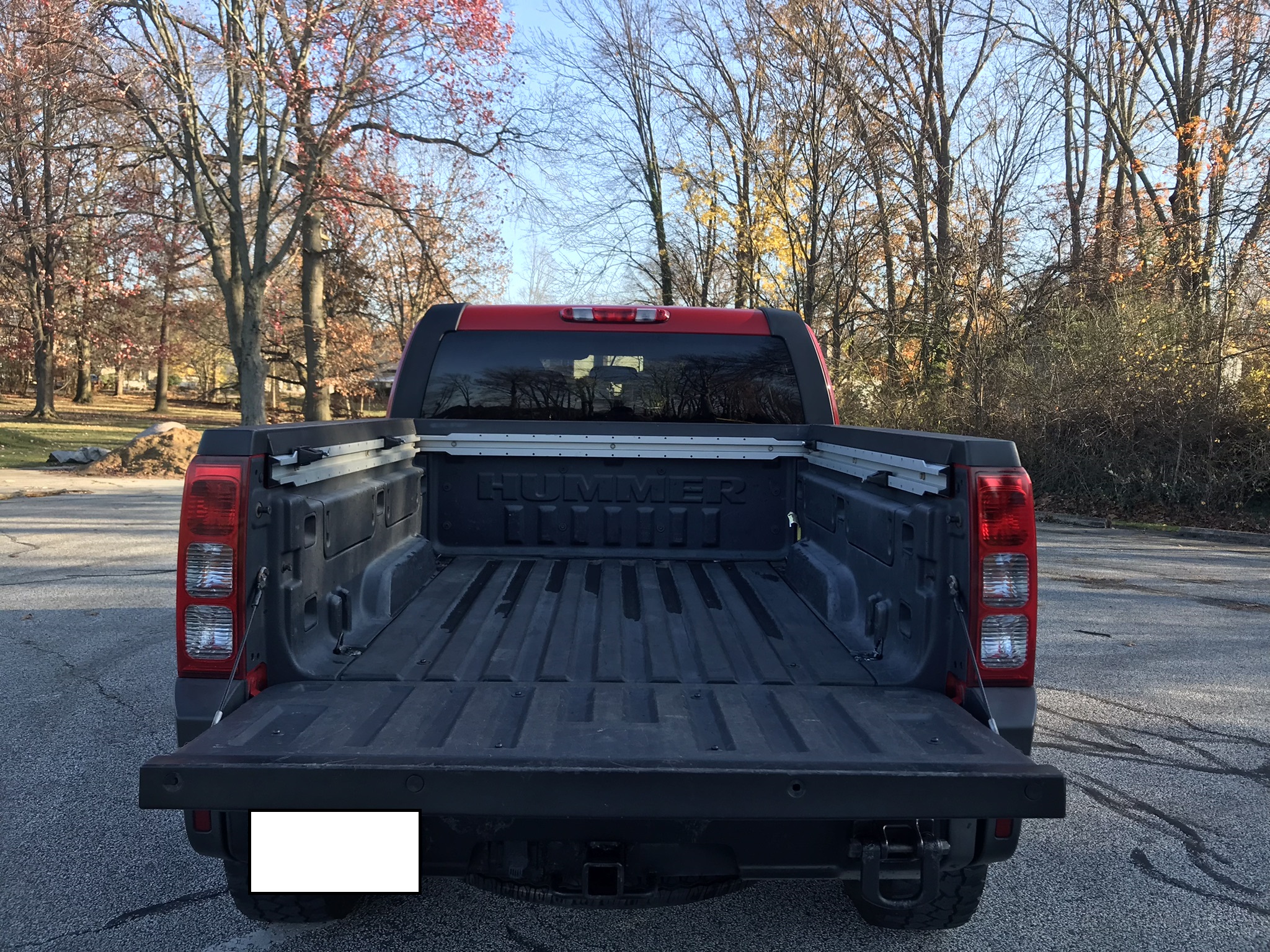 Used 2009 HUMMER H3T w/ Appearance Package AWD/4WD image 12