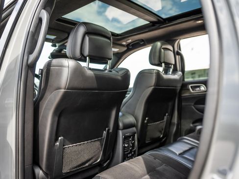 Used 2020 Jeep Grand Cherokee SRT w/ Trailer Tow Group IV image 25