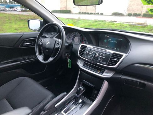 Used 2014 Honda Accord Sport image 6