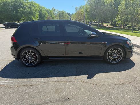 Used 2015 Volkswagen GTI Autobahn w/ Lighting Package (SEL) image 4