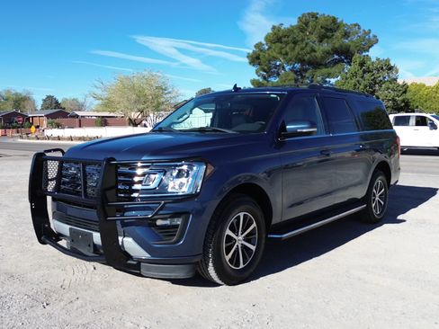 Used 2018 Ford Expedition Max XLT w/ Equipment Group 202A image 11