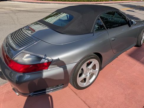 Used 2004 Porsche 911 Carrera 4S image 6