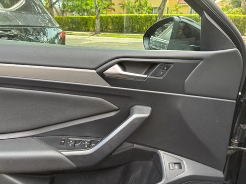 Used 2019 Volkswagen Jetta S w/ Driver Assistance Package FWD image 9