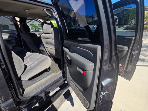 Used 2003 Chevrolet Silverado 2500 LS w/ Skid Plate Package image 15