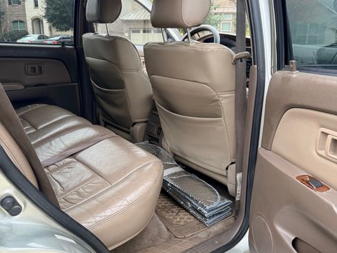 Used 2000 Toyota 4Runner Limited image 4