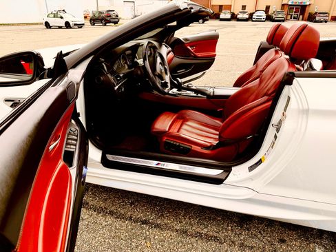 Used 2013 BMW 650i xDrive Convertible image 8