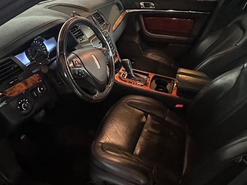 Used 2013 Lincoln MKS AWD image 14