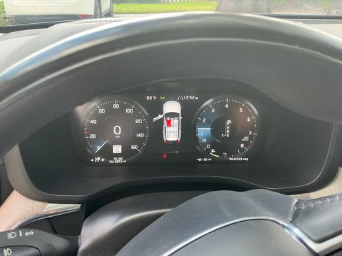 Used 2018 Volvo XC60 T6 Inscription w/ Convenience Package AWD/4WD image 5