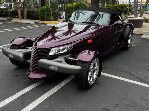 Used 1999 Plymouth Prowler image 1