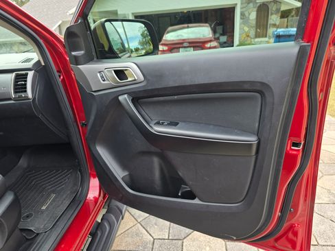 Used 2020 Ford Ranger XLT w/ Equipment Group 301A Mid image 11