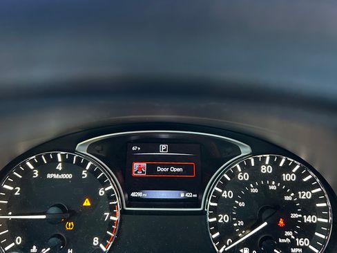 Used 2016 Nissan Altima 2.5 S w/ Power Driver Seat Package image 8