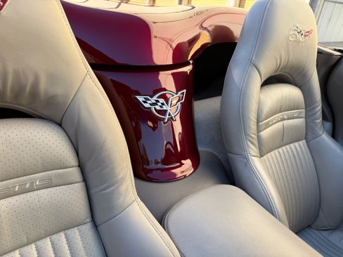 Used 2003 Chevrolet Corvette Convertible w/ Preferred Equipment Group1 image 15