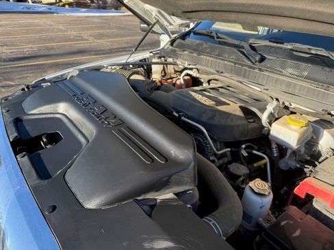 Used 2019 RAM 2500 Big Horn image 16