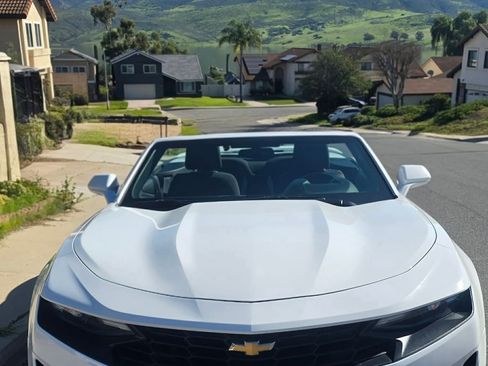 Used 2019 Chevrolet Camaro LT image 2