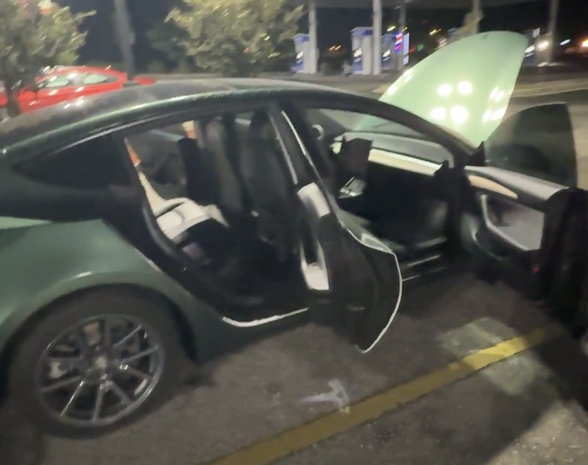 Used 2022 Tesla Model 3 Long Range AWD/4WD image 10