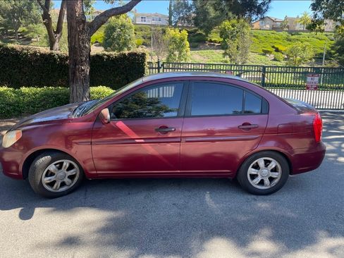 Used 2006 Hyundai Accent GLS image 1