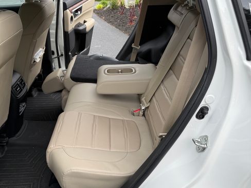 Used 2017 Honda CR-V EX-L image 19