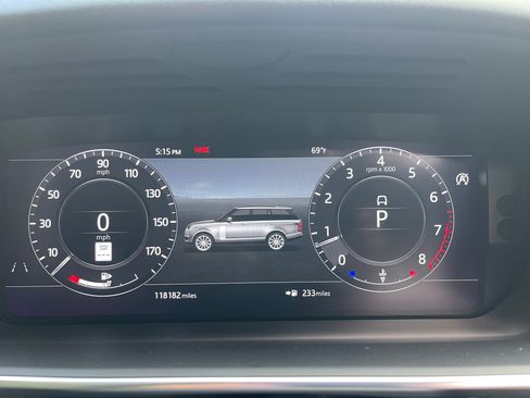 Used 2020 Land Rover Range Rover HSE image 16
