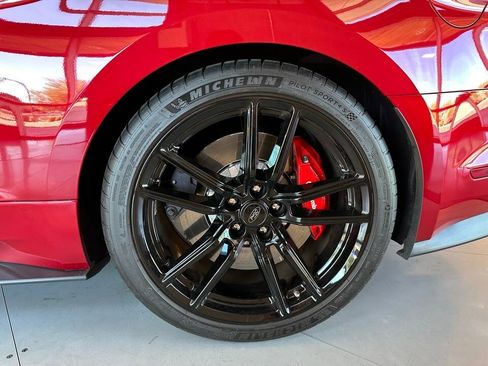 Used 2021 Ford Mustang Shelby GT500 w/ Technology Package image 15