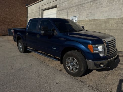 Used 2012 Ford F150 XLT w/ XLT Chrome Pkg image 4