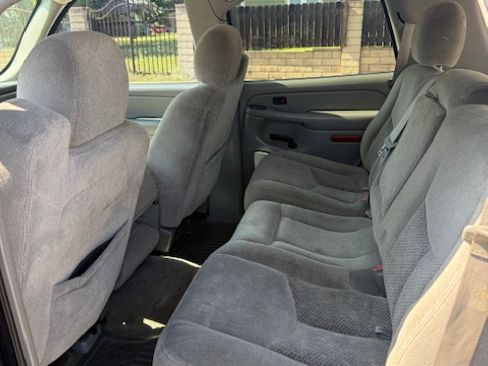 Used 2006 Chevrolet Tahoe LS w/ Smart Select Package image 5