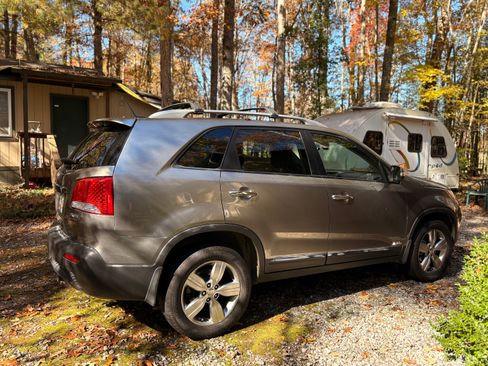 Used 2012 Kia Sorento EX w/ EX V6 Premium Pkg image 10