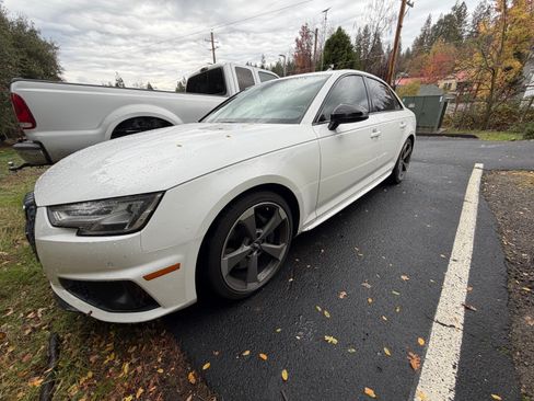 Used 2019 Audi S4 Premium Plus w/ Premium Plus Package image 9