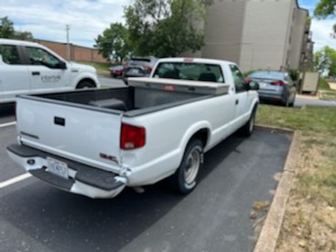 Used 2002 GMC Sonoma SL image 4