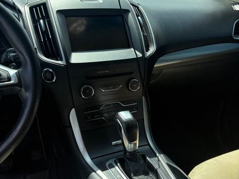 Used 2015 Ford Edge SEL w/ Equipment Group 201A image 5