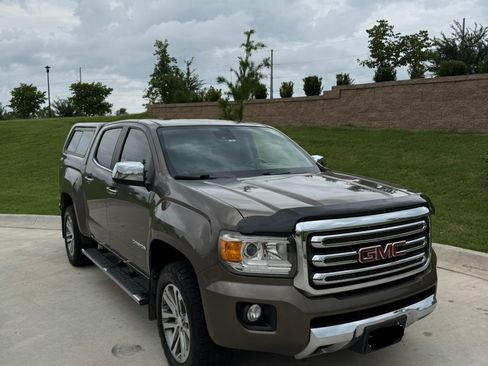 Used 2016 GMC Canyon SLT w/ Driver Alert Package AWD/4WD image 16