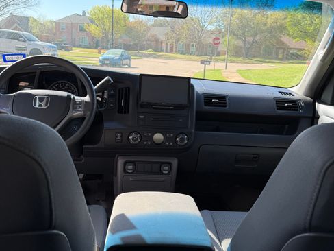 Used 2011 Honda Ridgeline RT image 10