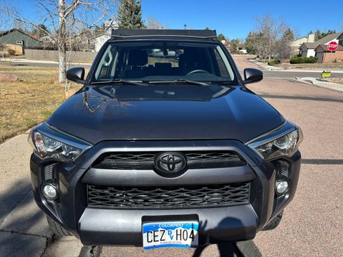 Used 2017 Toyota 4Runner SR5 image 5