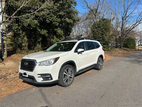 Used 2019 Subaru Ascent Limited image 10