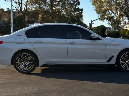 Used 2018 BMW 530e image 11