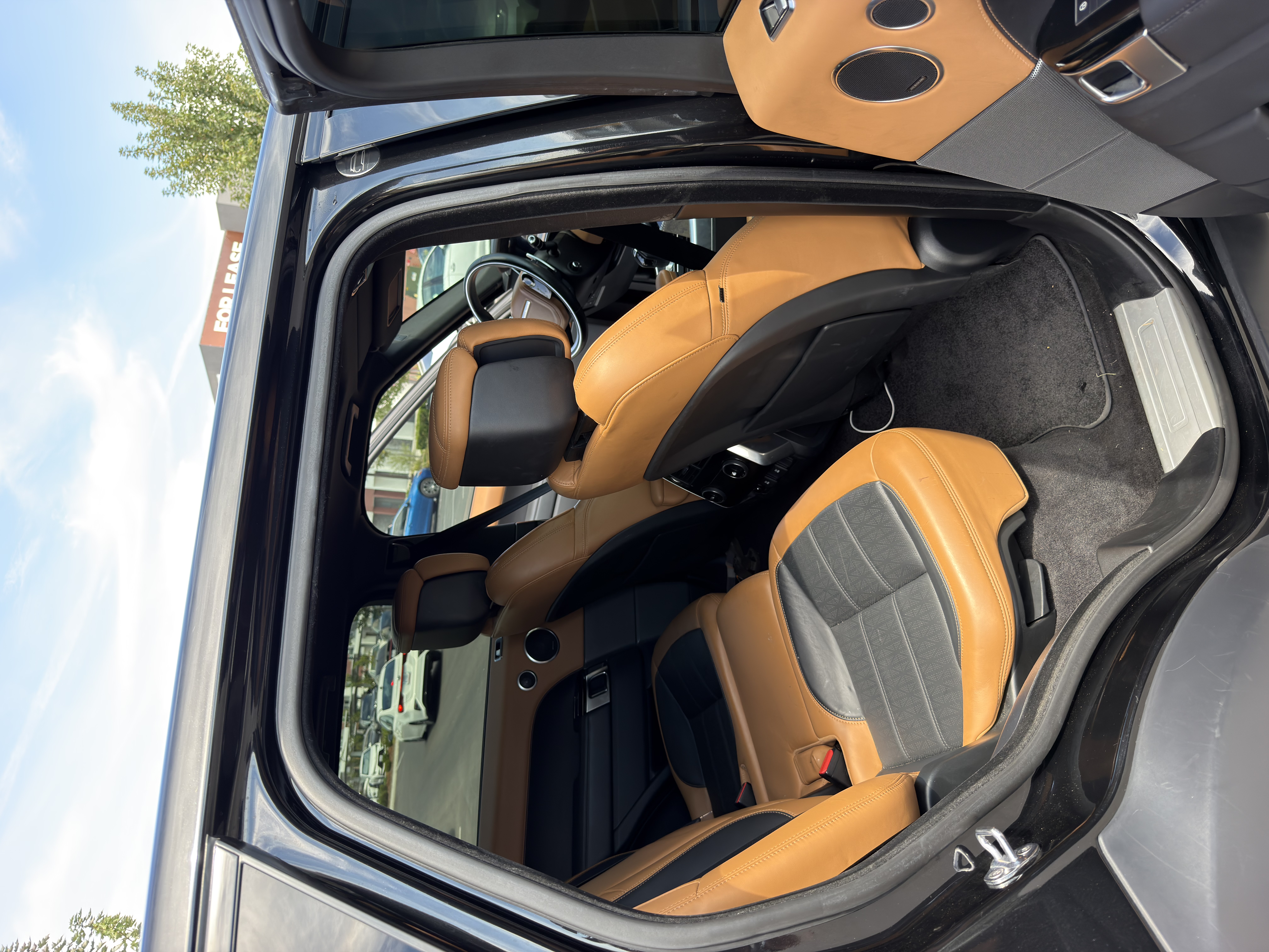 Used 2019 Land Rover Range Rover Sport HSE Dynamic AWD/4WD image 12