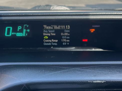 Used 2013 Toyota Prius C Two image 14