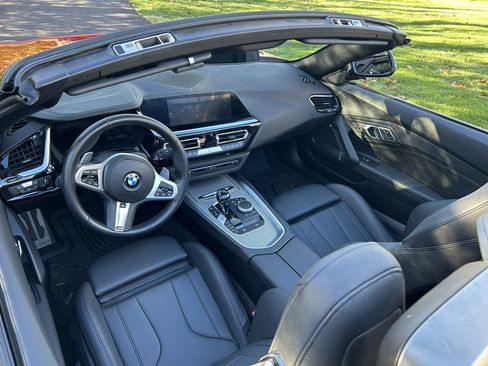 Used 2020 BMW Z4 M40i w/ Driving Assistance Package image 13