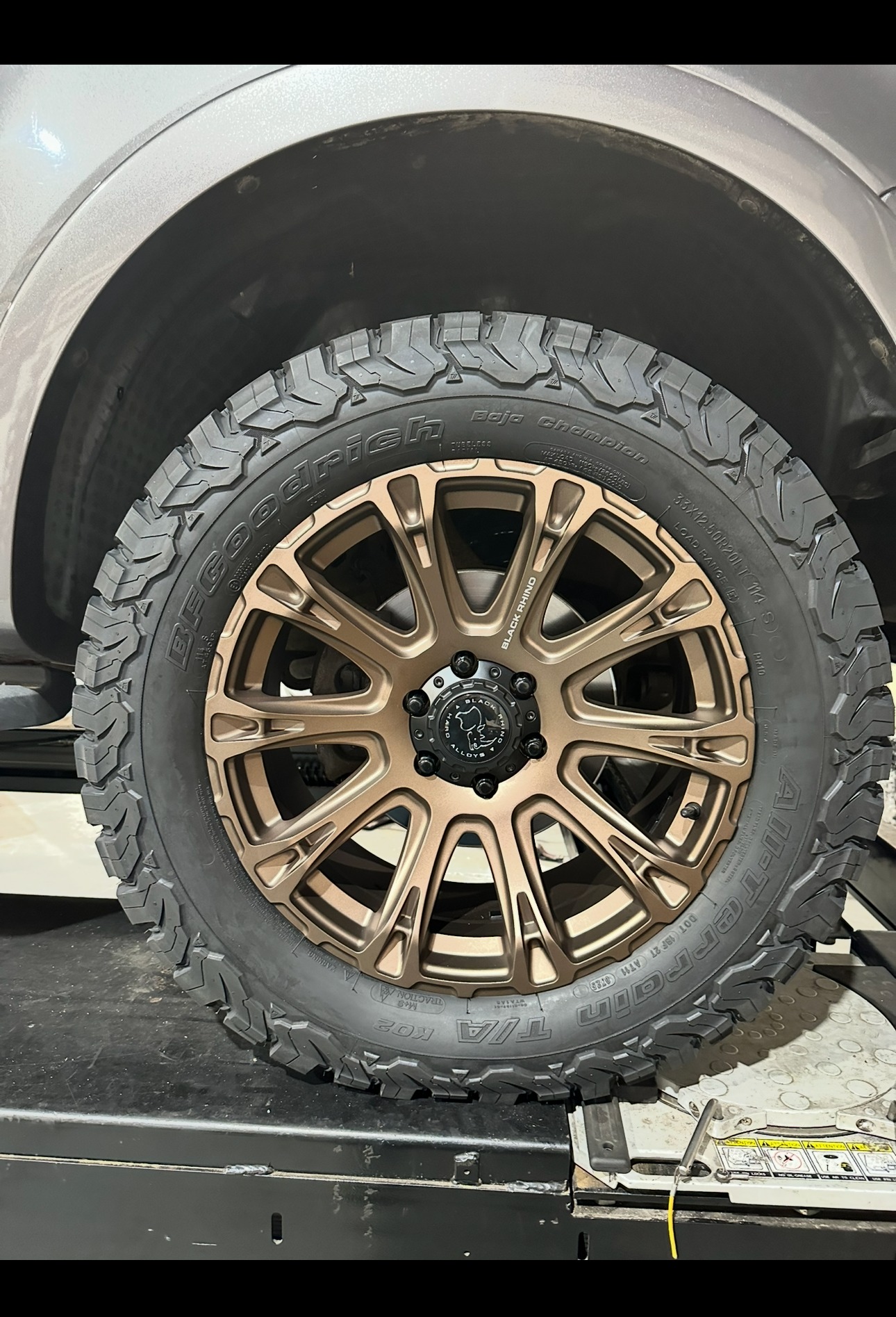 Used 2006 Lincoln Mark LT 4x4 image 8