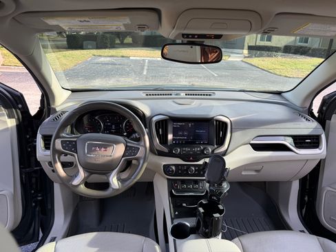 Used 2018 GMC Terrain Denali w/ Comfort Package image 5