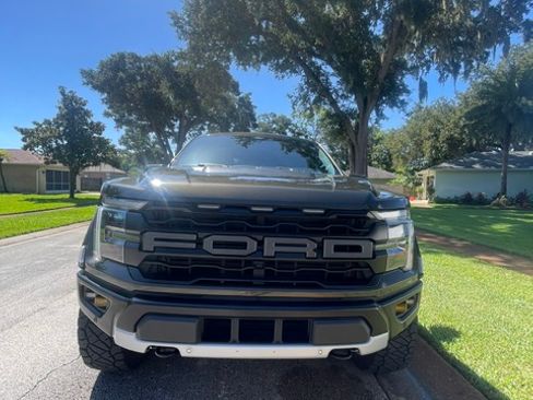 Used 2024 Ford F150 Raptor AWD/4WD image 9