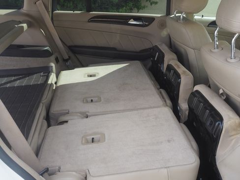 Used 2015 Mercedes-Benz GL 320 BlueTEC 4MATIC image 13