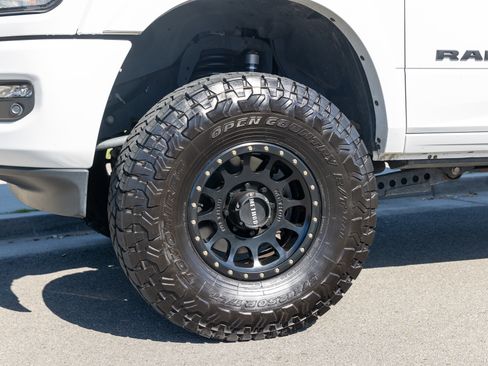 Used 2021 RAM 2500 Laramie w/ Night Edition image 10