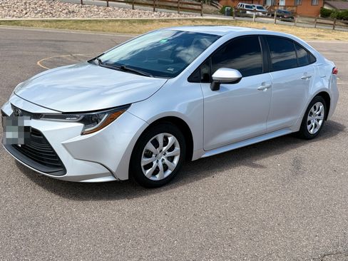 Used 2024 Toyota Corolla LE FWD image 1