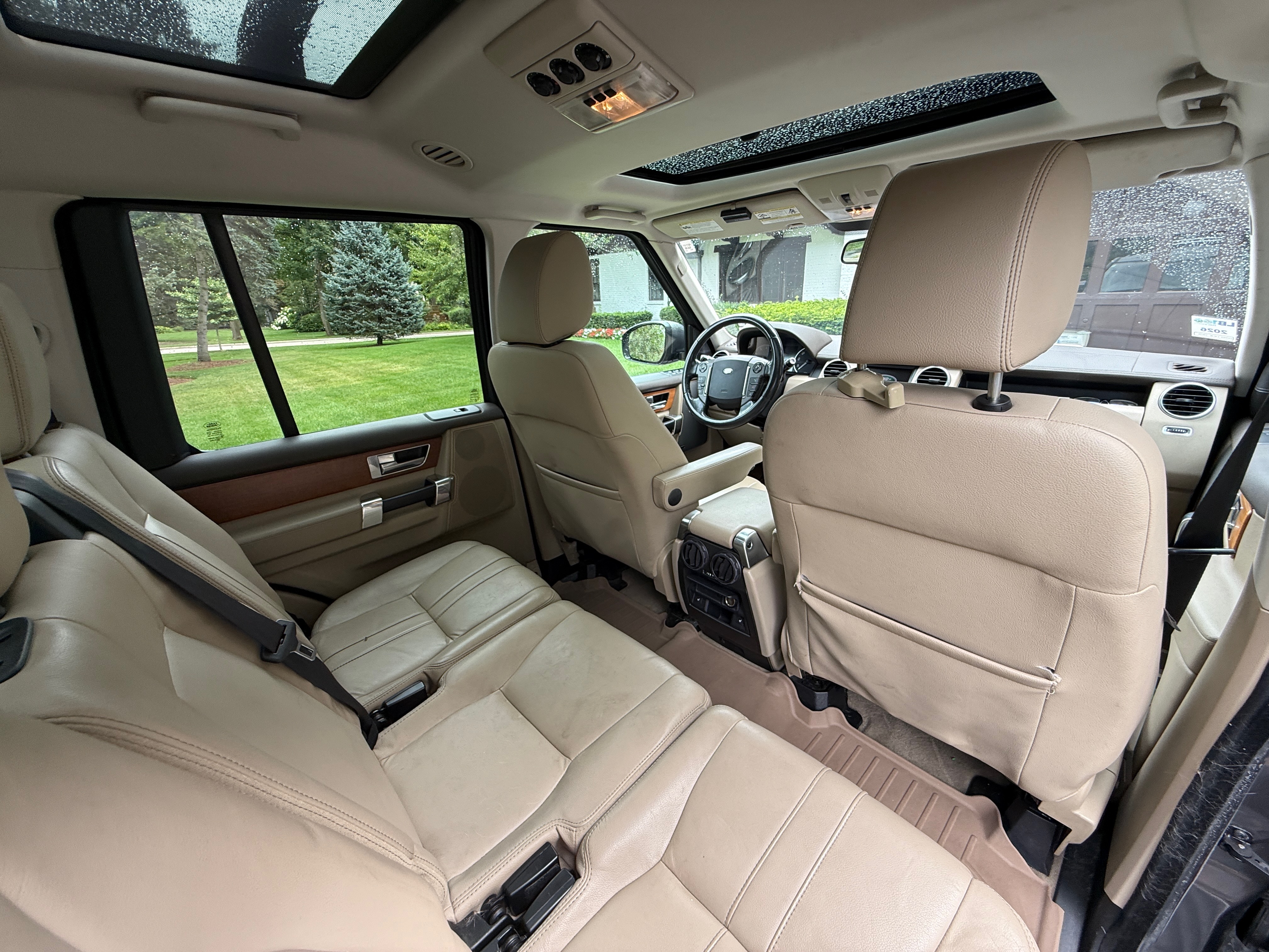Used 2015 Land Rover LR4 HSE AWD/4WD image 24