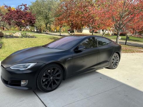 Used 2020 Tesla Model S AWD image 6