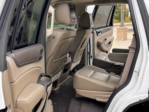 Used 2016 GMC Yukon SLT image 18