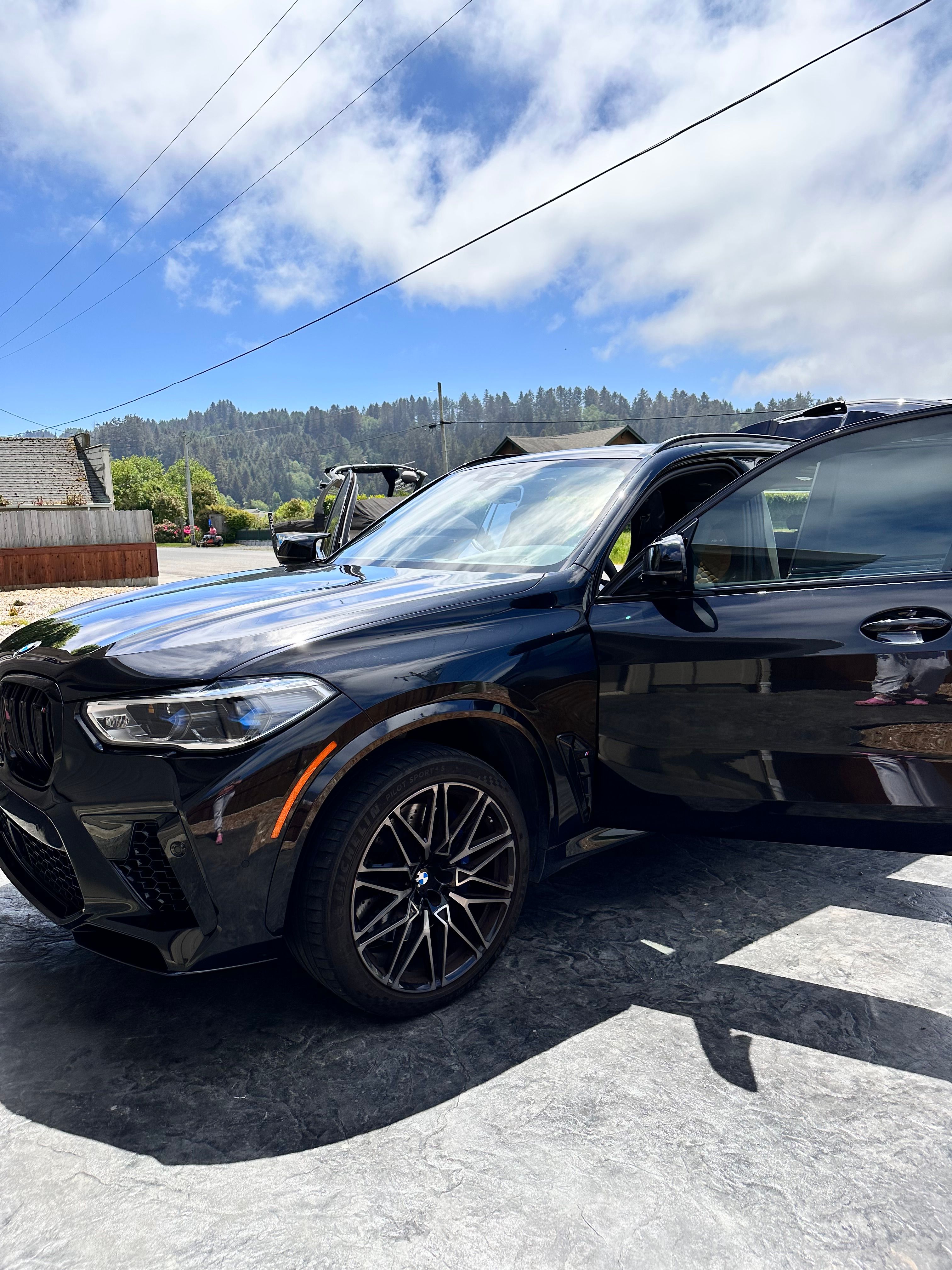 Used 2021 BMW X5 M w/ Competition Package AWD/4WD image 10