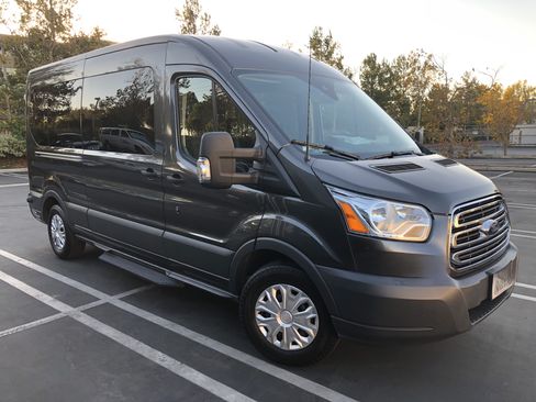 Used 2016 Ford Transit 350 XLT image 6